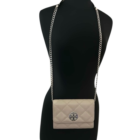 Tory Burch Beige Cream Quilted Leather crossbody with silver hardware - Picture 1 of 13